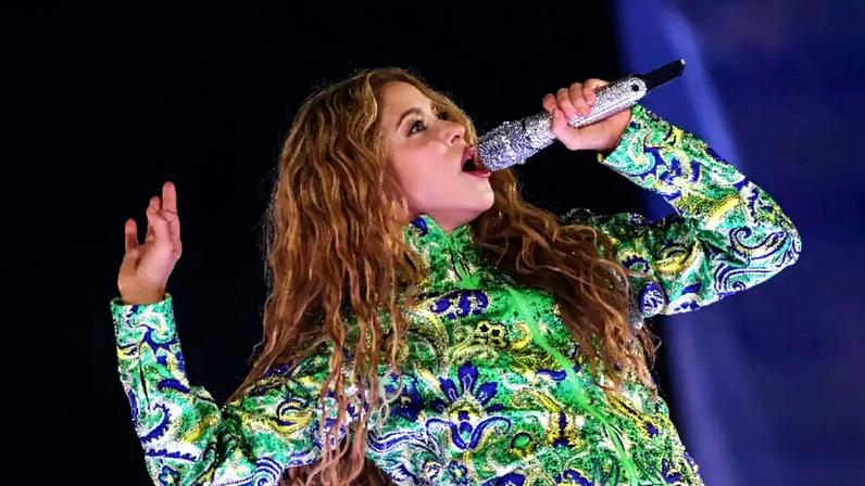 Shakira em show na praia de Copacabana no Rio de Janeiro 2 de maio de 2026 REUTERS/Ricardo Moraes