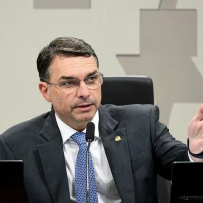 Flávio Bolsonaro busca CPI do Master, mas não assina 1º pedido