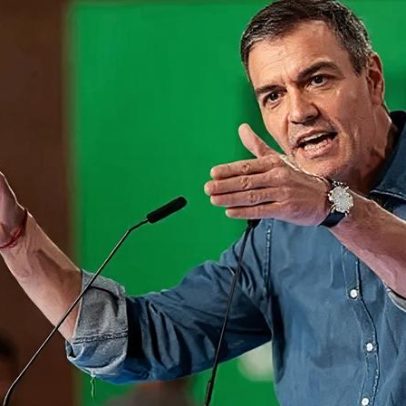 Sánchez fica no cargo após oito anos como PM, sob pressão por escândalos