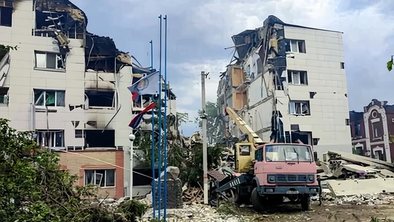 Putin promete vingança após responsabilizar Kyiv por ataque em Luhansk que matou seis