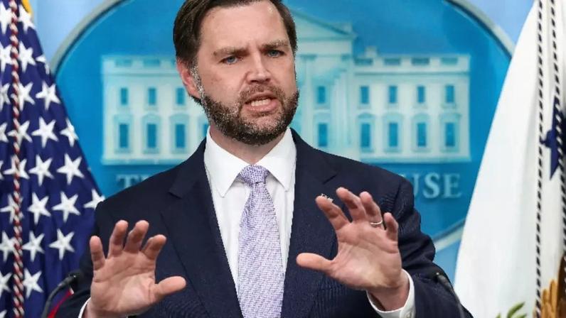 Vice-presidente dos EUA, JD Vance, na Casa Branca 19 de maio de 2026 REUTERS/Kevin Lamarque