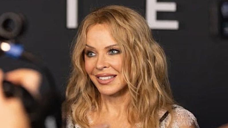 Kylie Minogue revela diagnóstico de câncer pela segunda vez em 2021