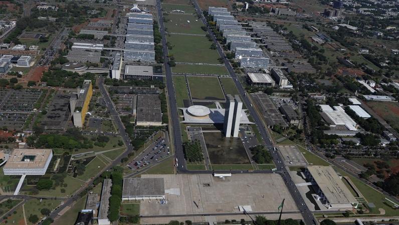 Praça dos Três Poderes e Esplanada dos Ministérios, em Brasília. (Foto: Geraldo Magela/Agência Senado)