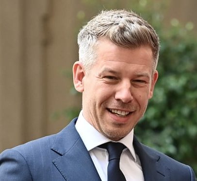 Magyar assume como primeiro-ministro da Hungria, encerrando mandato de Orbán