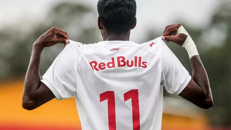 Filipinho, jogador do time sub-20 do Red Bull Bragantino.