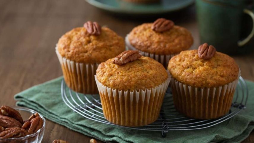 Muffin de cenoura com nozes sem glúten