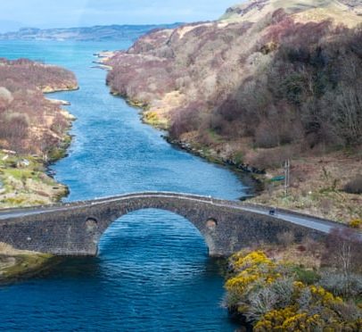 Indignação com aprovação de semáforos na Ponte de Argyll