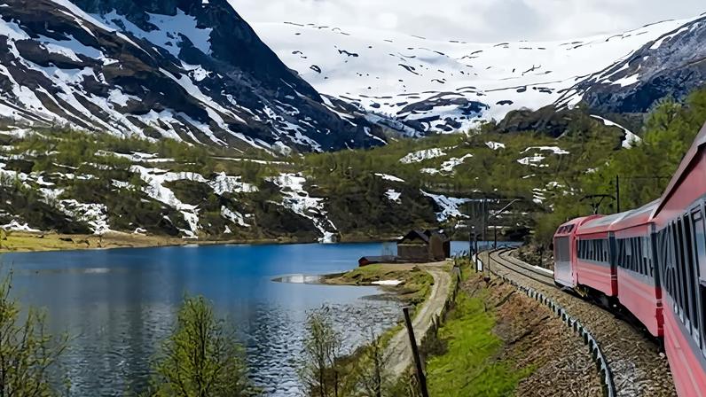 On board the Oslo to Bergen train, which traverses the plateau of Hardangervidda.