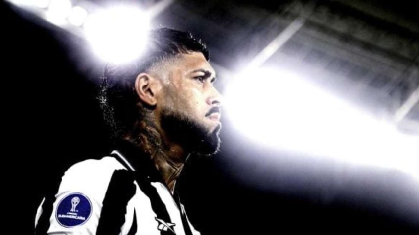 Barboza fica fora dos relacionados para o jogo entre Botafogo e Remo –