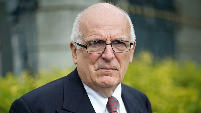 Richard Dearlove said he did not understand how mitigations over Peter Mandelson’s ties to senior figures in China, Russia and Israel would work.