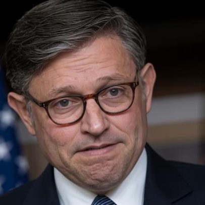 Republicanos cancelam votação sobre resolução de poderes de guerra no Irã