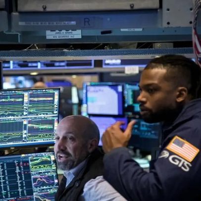 Bolsas de NY fecham em direções opostas por incertezas entre EUA e Irã