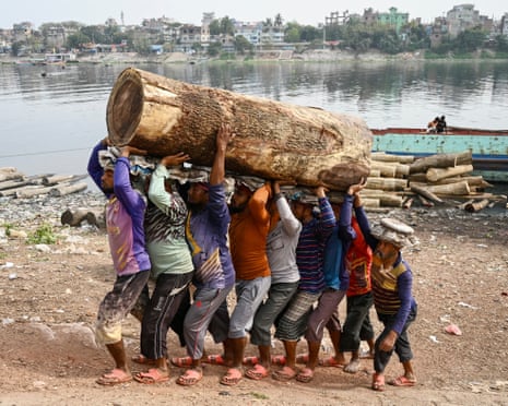 The report suggests that some countries, including those such as Bangladesh that are regularly hit by climate crises, should have their repayments reduced to 10% of government revenue.