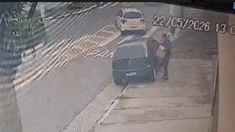 Celso Luiz Pavani, de 62 anos, foi abordado por criminosos na Vila Formosa, zona leste; polícia procura suspeitos