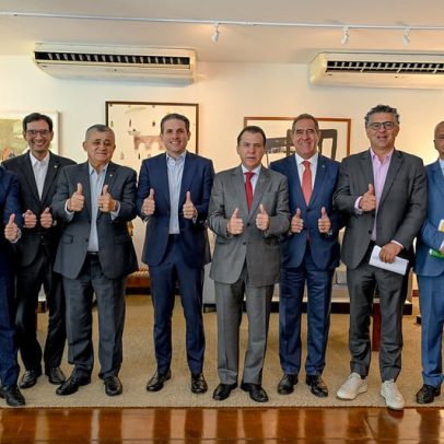 Governo mantém urgência de projeto próprio da 6x1, mesmo acordo com Motta