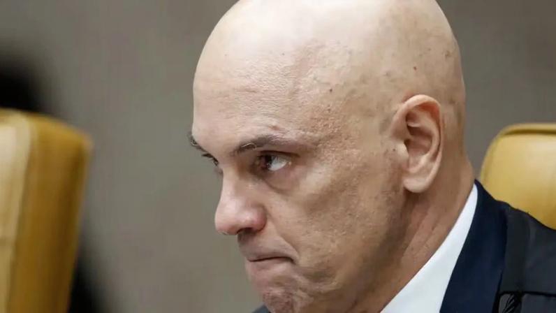 Justiça dos EUA autoriza citação de Moraes por e-mail em ação movida por Rumble e Trump Media