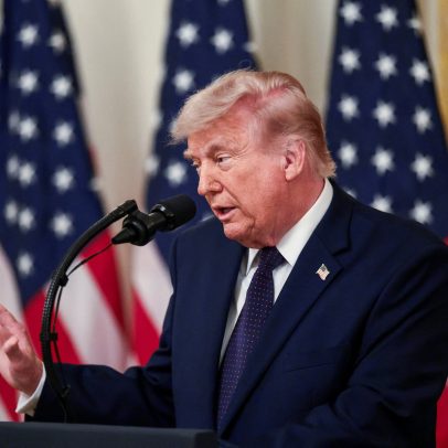 Governo Trump exige retorno de estrangeiros aos seus países para obter green card