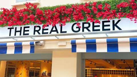 A rede The Real Greek está à beira do colapso