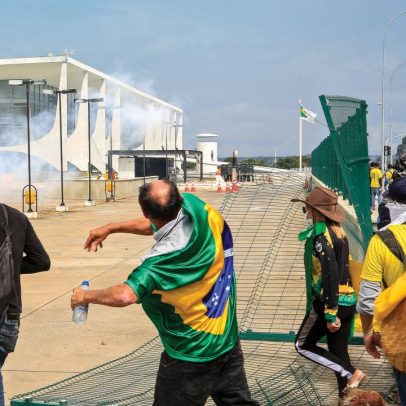 Oposição protocola nova PEC da Anistia após decisão de Moraes