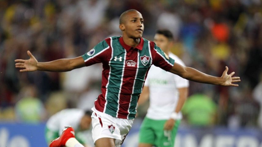 João Pedro, atacante do Fluminense — Foto: André Durão