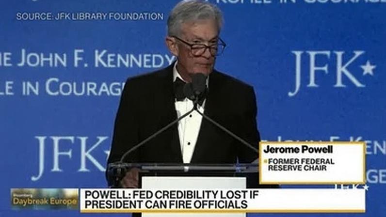 Powell Warns on Loss of Fed Independence