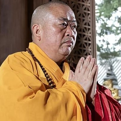 Ex-chefe monge do templo de kung fu na China é preso por desfalque