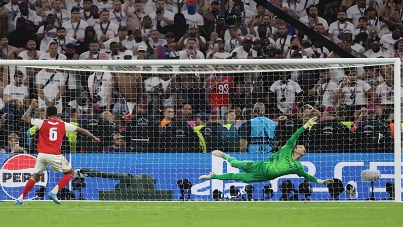 PSG mantém título da Liga dos Campeões após disputas de pênaltis com Arsenal
