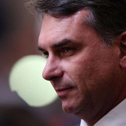 Reação de bolsonaristas e indecisos à ligação Flávio-Vorcaro no WhatsApp
