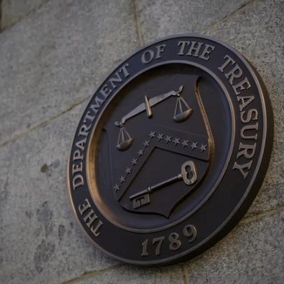 Diretor do Fed de NY afirma que compras de Treasuries podem ser ajustadas