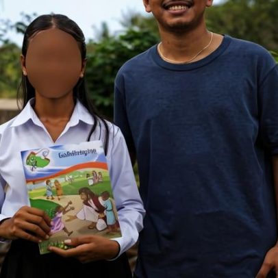 Jovem missionário no Camboja evangeliza crianças