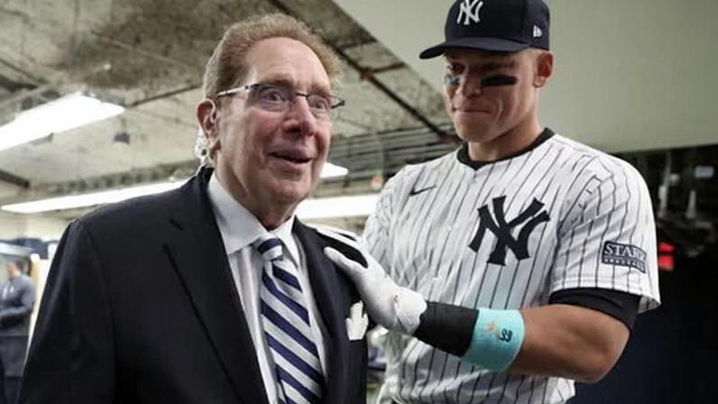 John Sterling, voz dos Yankees por 36 temporadas, morre aos 87 anos