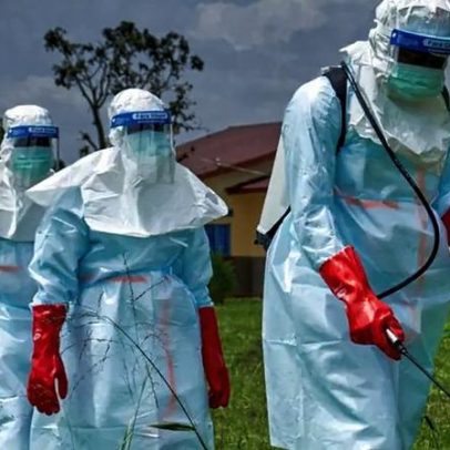 OMS confirma mais de 900 casos suspeitos de Ebola na RDC