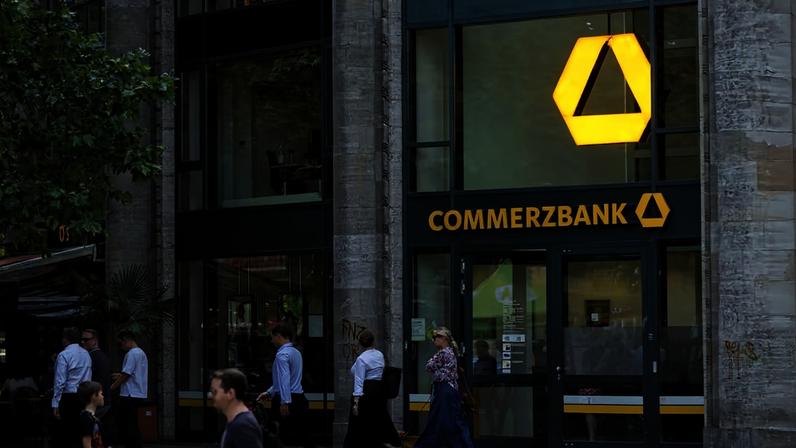 Agência do Commerzbank em Berlim — Foto: Krisztian Bocsi/Bloomberg