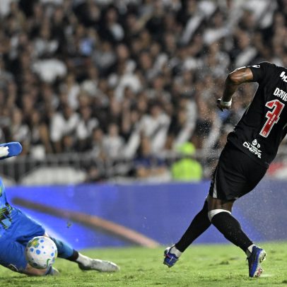 Centroavantes do Vasco em jejum de quase dois meses no Brasileirão