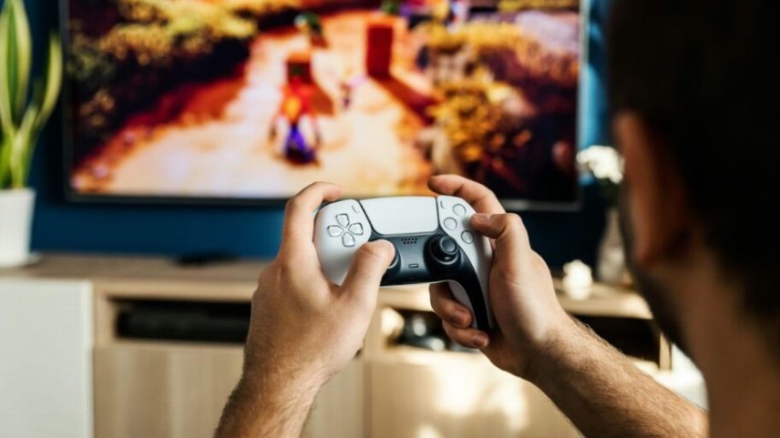 PS5 com Linux consegue rodar jogos com desempenho próximo do nativo