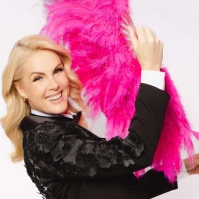 Reality com Ana Hickmann revisita Clodovil Hernandes e sua trajetória