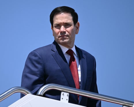 Truque linguístico permite viagem de Rubio à China, sancionado por Pequim