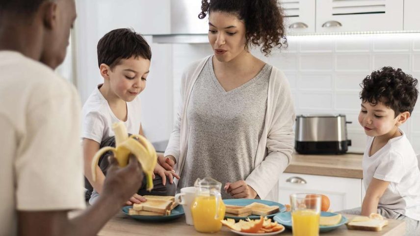 Alimentação saudável em família ajuda a emagrecer de forma mais rápida e segura