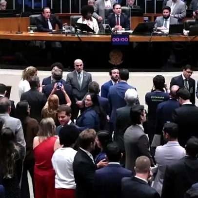 Maioria de deputados gaúchos vota pela extinção da escala 6x1