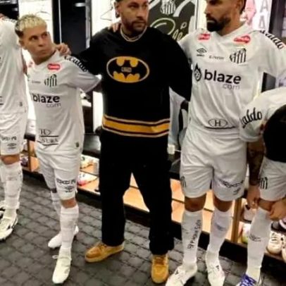 Neymar revela coleção milionária ligada ao Batman com Batmóvel e helicóptero