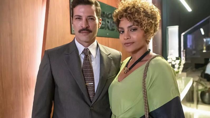 Prontos para fugir de novo do Brasil, Herculano e Lena serão barrados pela polícia: criminosos
