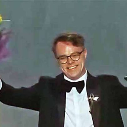 Diretor russo crítico de Putin recupera estatueta Oscar após sumiço em voo