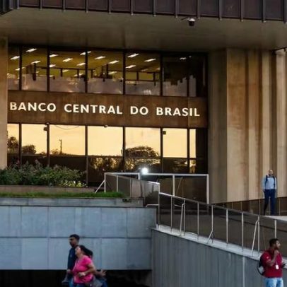 CCJ do Senado adia análise da PEC da autonomia orçamentária do BC