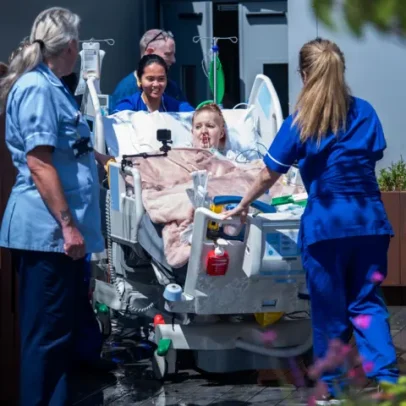 UTI instala enfermaria no terraço de hospital