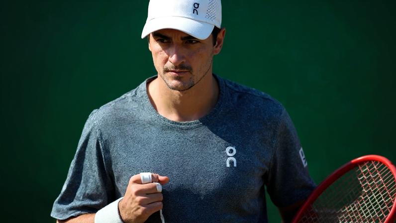 João Fonseca enfrenta ídolo top 4 do mundo em busca de vaga nas oitavas de final