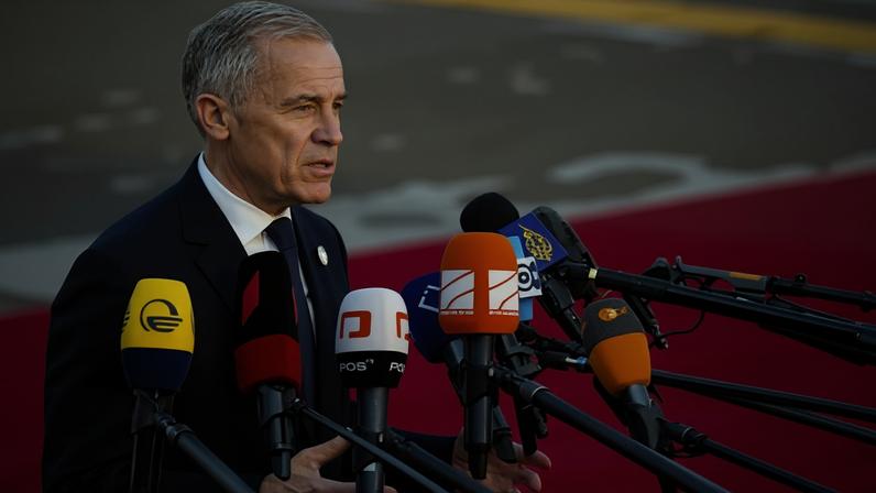 Europa pode restabelecer ordem internacional baseada em regras, afirma Mark Carney