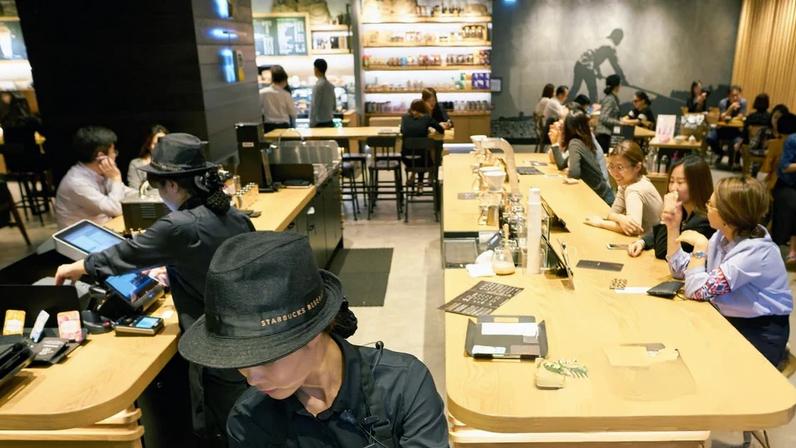 CEO da Starbucks na Coreia do Sul é demitido após campanha controversa