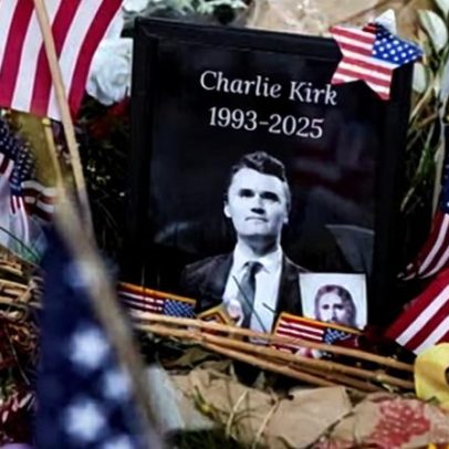 Bióloga da Flórida demitida por post sobre Charlie Kirk obtém acordo de 485 mil