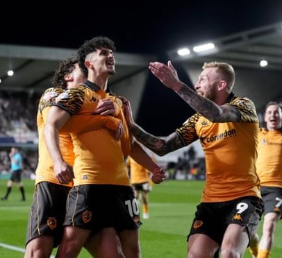 Maldição do Millwall persiste; Belloumi põe Hull na final dos playoffs