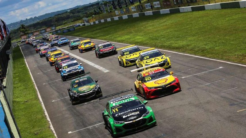 Largada da última prova que a Stock Pro Series realizou em Goiânia, em 2024
